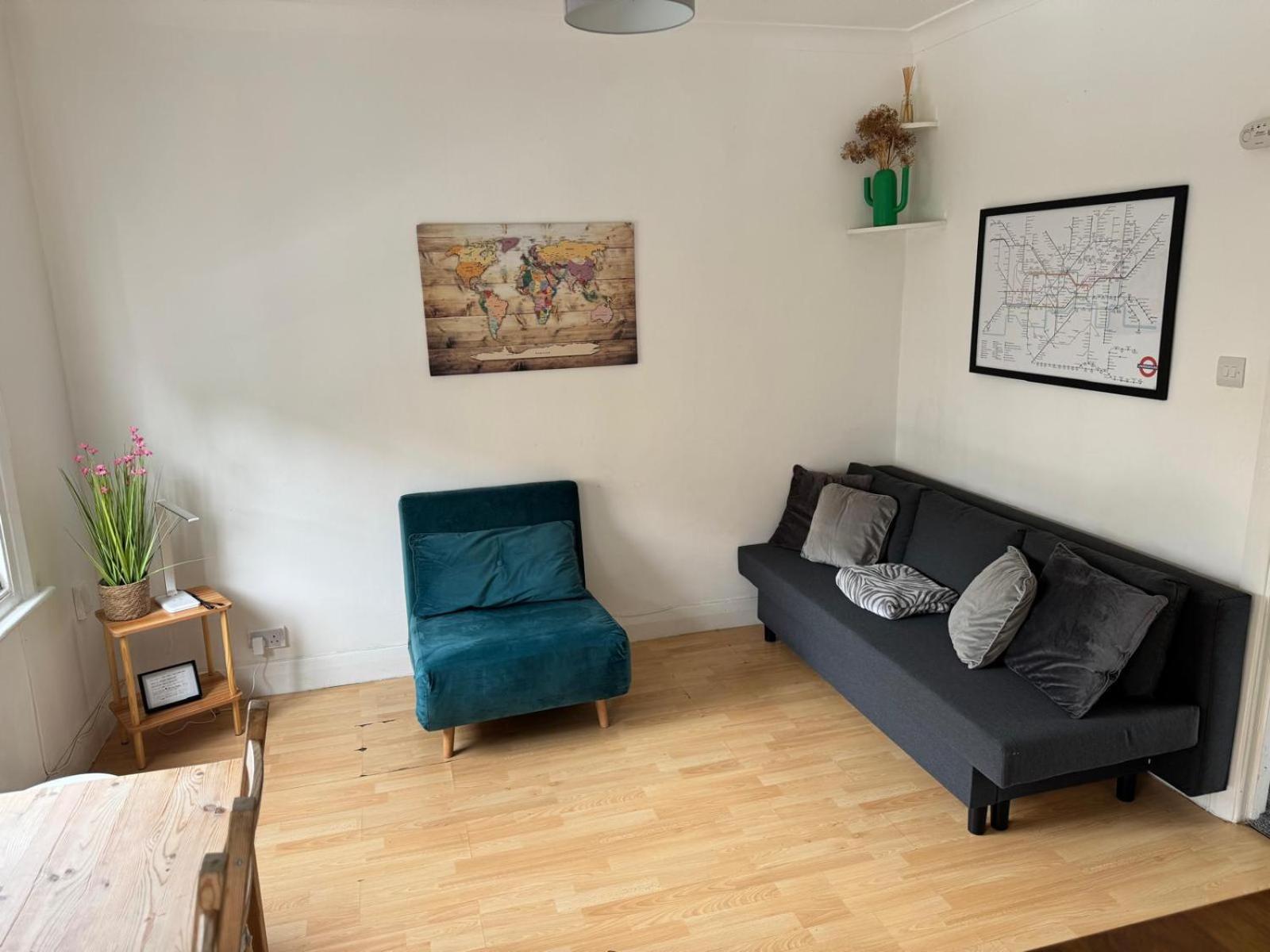 Prime Location Apartamento In Camden Town Londen Buitenkant foto